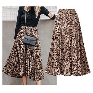Elastic high waisted skirt